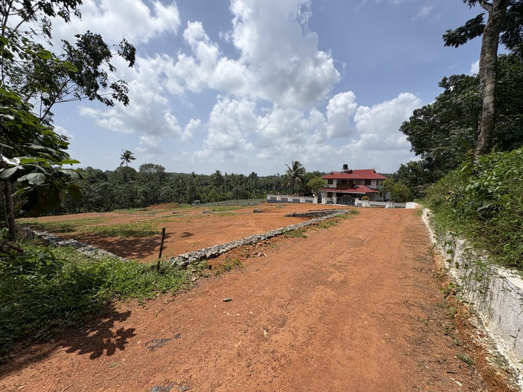 House Plot for Sale in Mulanthuruthy, Ernakulam Best Real Estate Agents in Ernakulam Kerala